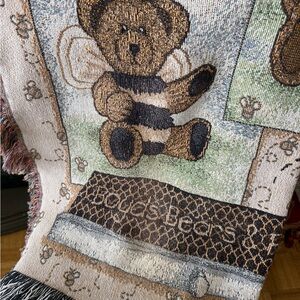 Boyds Bears & Bees Woven Tapestry Throw - Brown, Black, Green